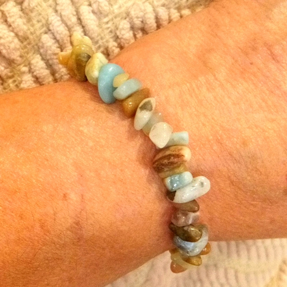 NATURAL STONE BRACELET! Has Extension Chain & Crab Claw Clasp!
